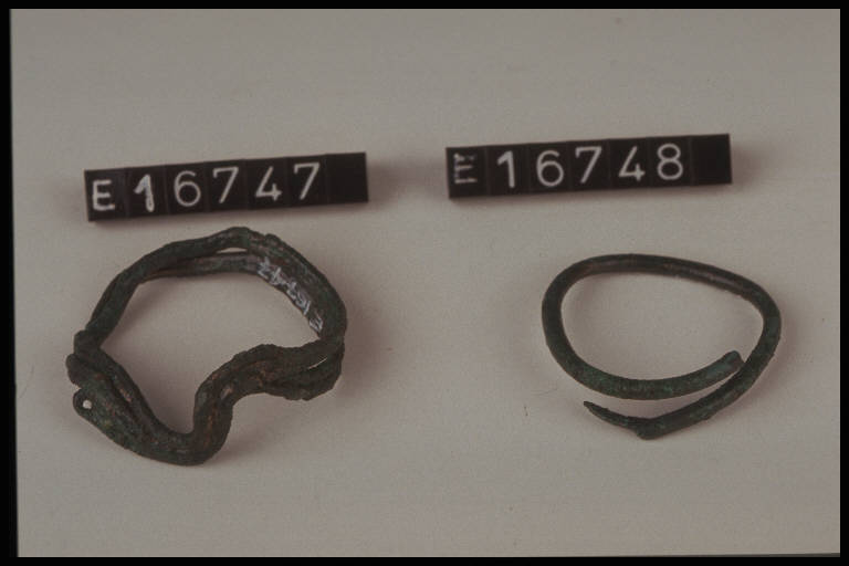 anello a spirale - cultura di Golasecca (secc. VIII/ V a.C.)