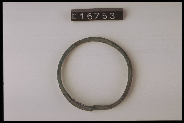 orecchino - cultura di Golasecca (secc. VIII/ V a.C.)