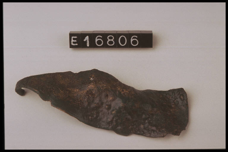 placca di fibbia - cultura di Golasecca (fine/inizio secc. VI/ V a.C.)