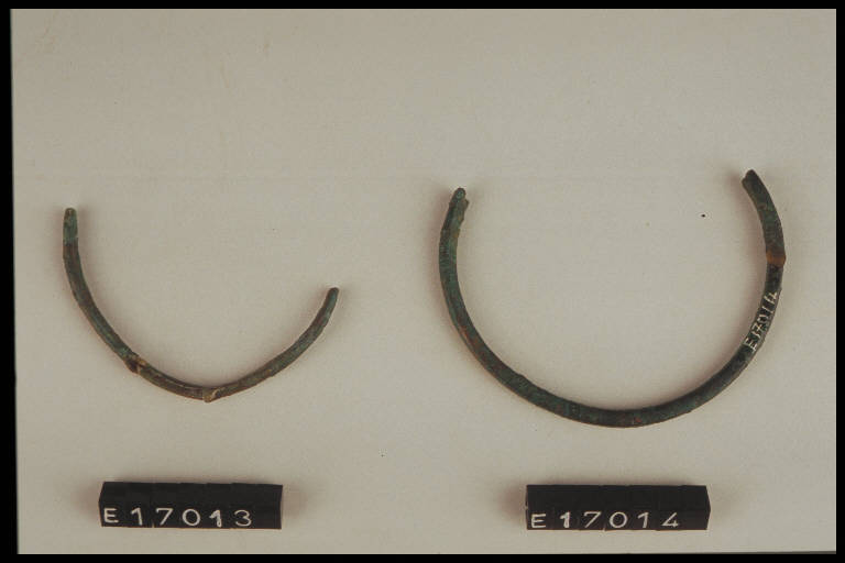 armilla - cultura di Golasecca (fine/inizio secc. VI/ V a.C.)