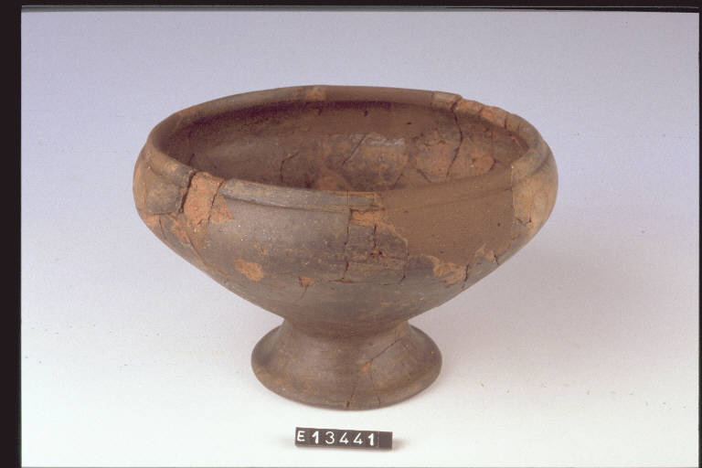 coppa - cultura di Golasecca (fine/inizio secc. VI/ V a.C.)