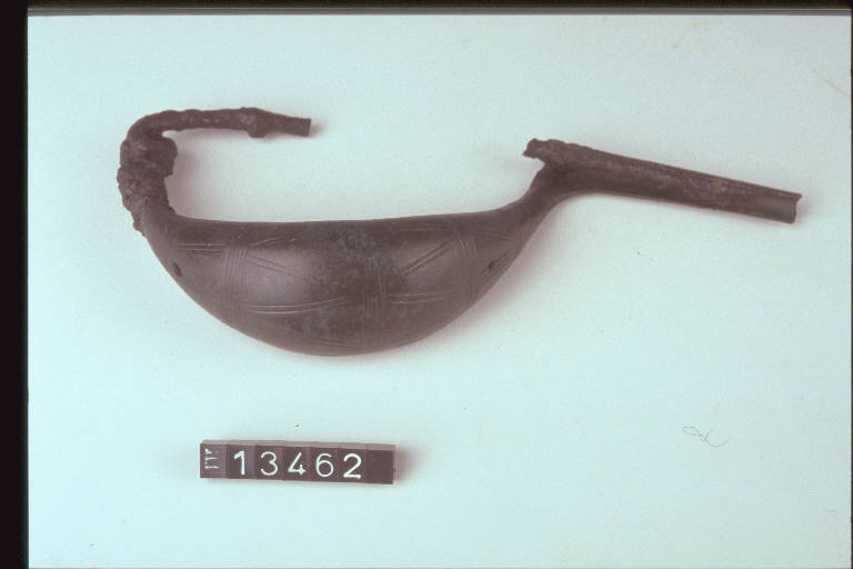 fibula a navicella - cultura di Golasecca (fine/inizio secc. VI/ V a.C.)