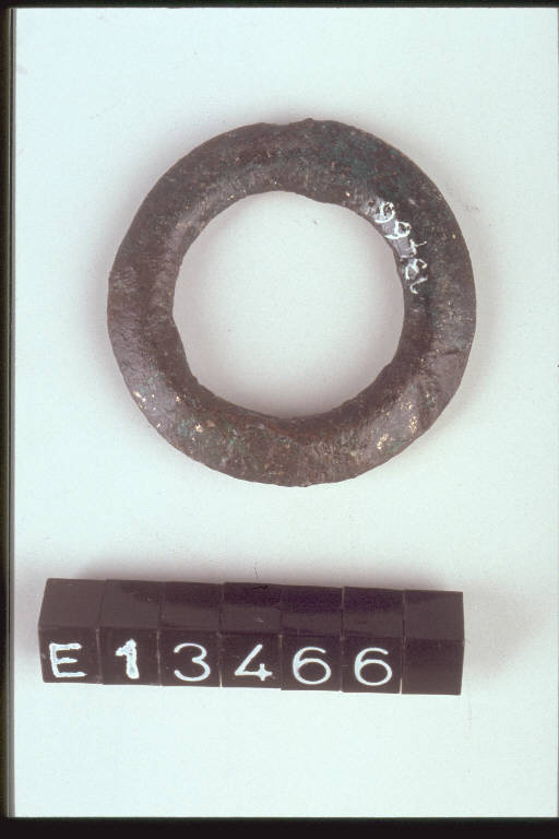 anello - cultura di Golasecca (fine/inizio secc. VI/ V a.C.)