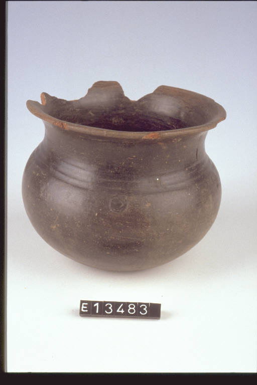 bicchiere - cultura di Golasecca (fine/inizio secc. VI/ V a.C.)