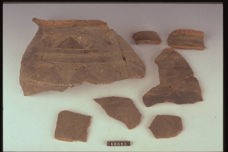 urna biconica - cultura di Golasecca (secc. VII/ V a.C.)