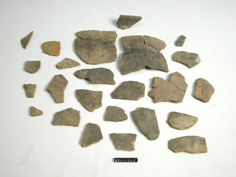 urna - Cultura di Golasecca (secc. X/ IV a.C.)