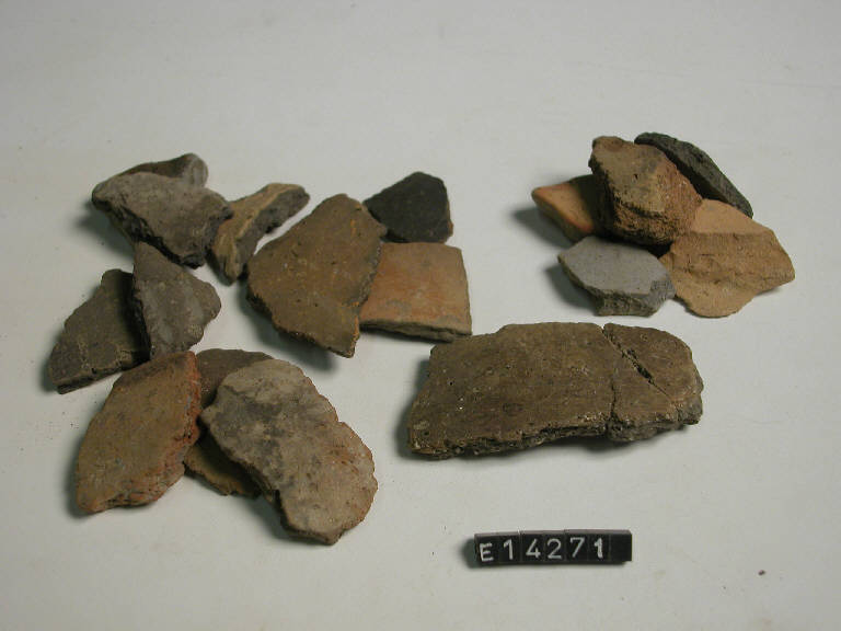 vasi (frammenti di) - periodo di età del Ferro (secc. V/ I a.C.)