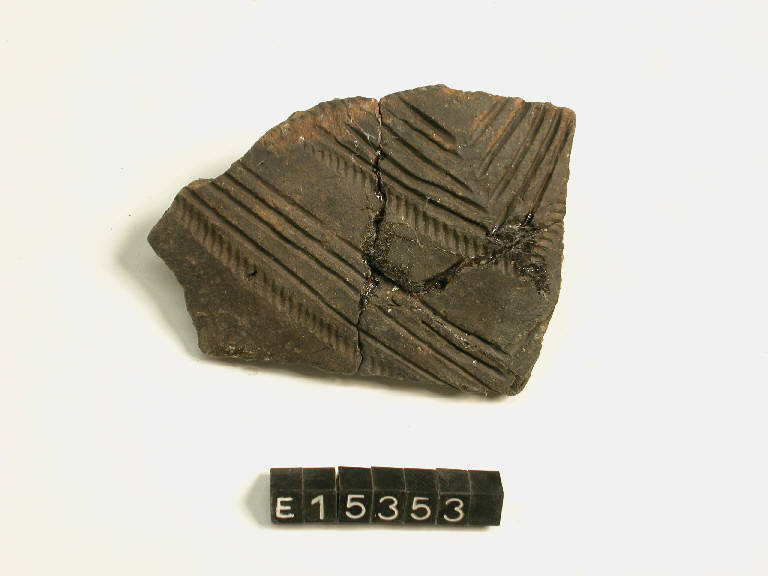 urna - cultura di Golasecca (secc. X/ VIII a.C.)