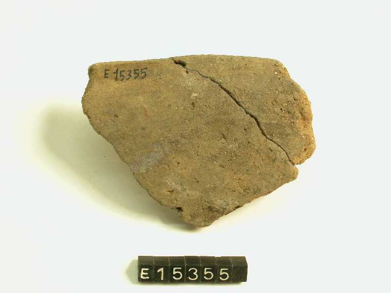 ciotola - periodo di età del Ferro (secc. X/ IV a.C.)