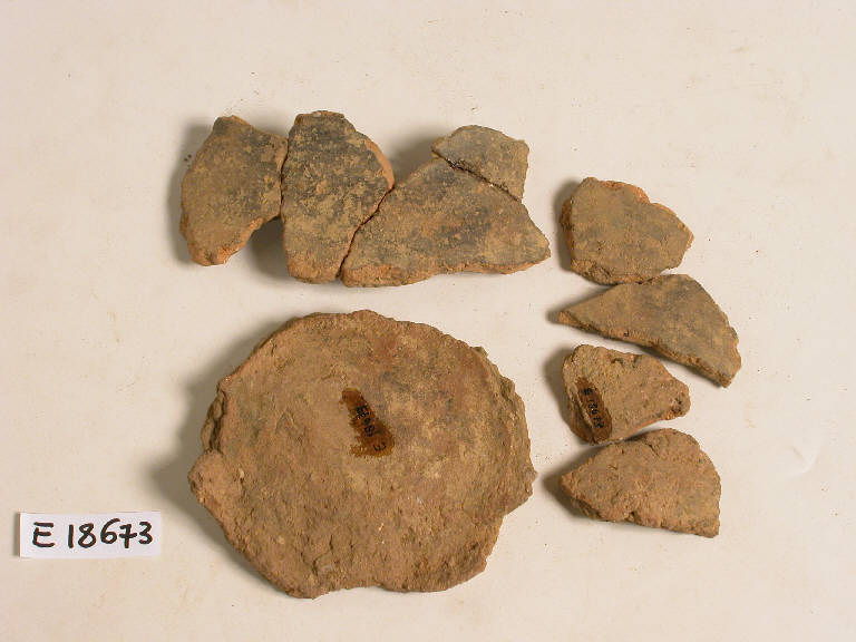 vaso (frammento di) - Cultura di Canegrate (sec. XIII a.C.)