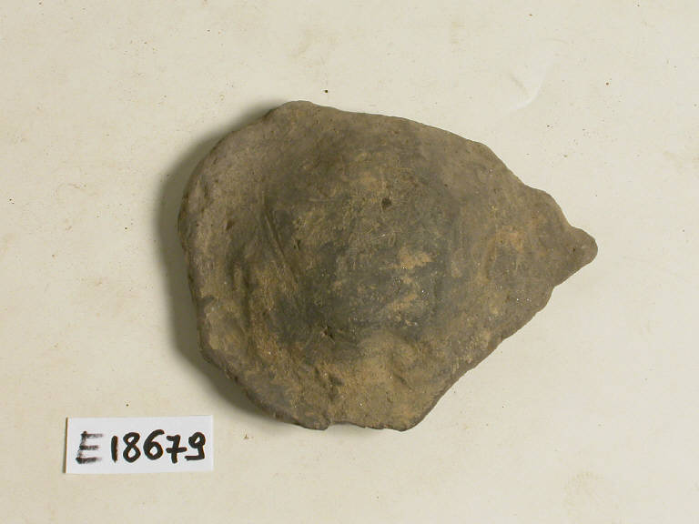 fondo concavo - Cultura di Canegrate (sec. XIII a.C.)