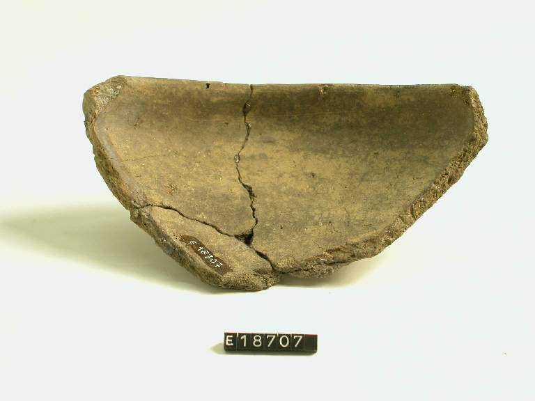 coppa (frammenti di) - cultura di Golasecca (secc. IX/ VII a.C.)
