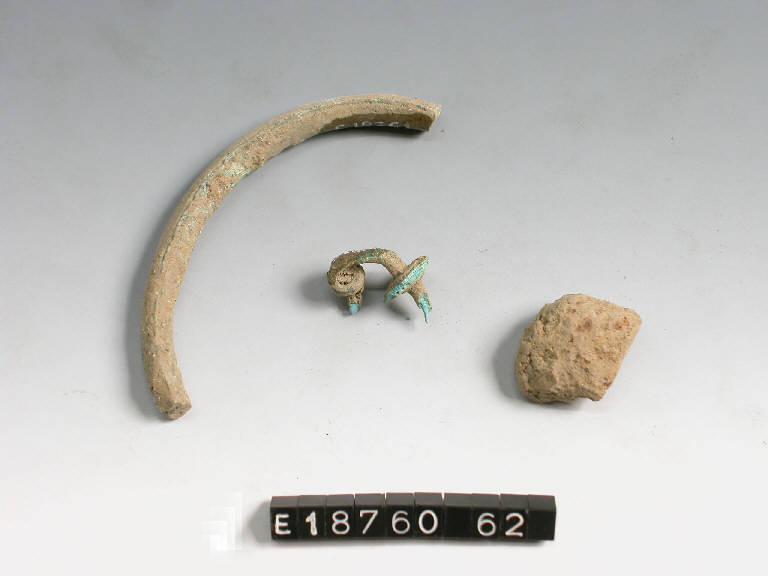 armilla - cultura di Golasecca (secc. VI/ V a.C.)