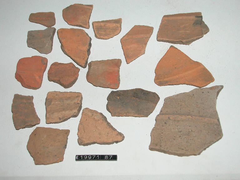 bicchierino (frammento di) - cultura di Golasecca (secc. IX/ IV a.C.)