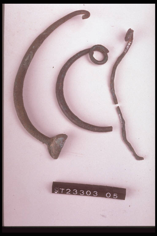 fibula ad arco semplice elicoidale - cultura di Golasecca (sec. IX a.C.)
