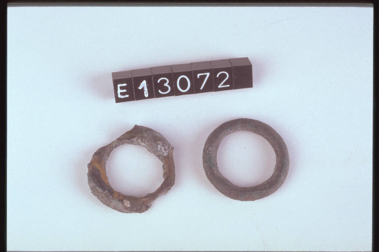 anelli - cultura di Golasecca (secc. X/ IV a.C.)