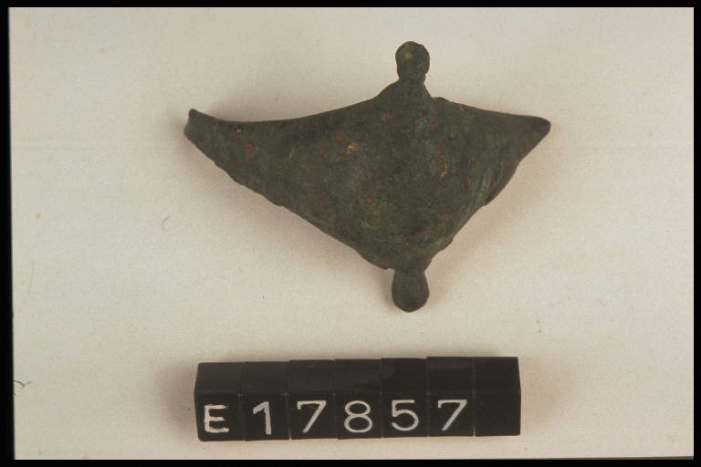 fibula a navicella - Cultura di Golasecca (secc. VI/ V a.C.)