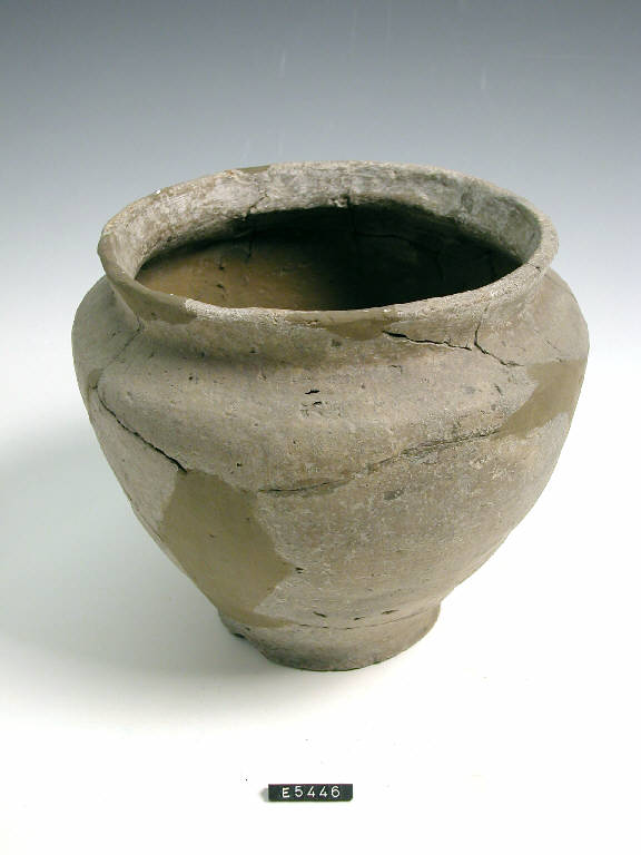 urna situliforme - cultura di Golasecca (secc. IX/ VIII a.C.)