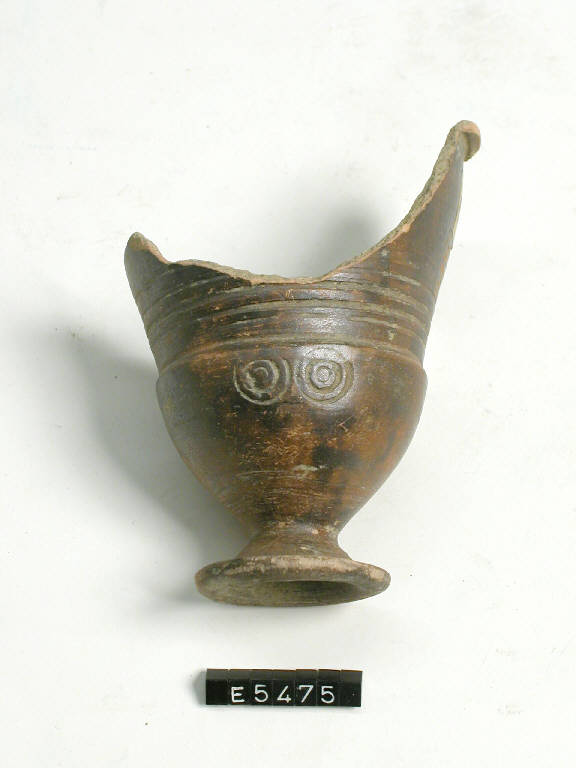 bicchiere a calice - cultura di Golasecca (sec. V a.C.)