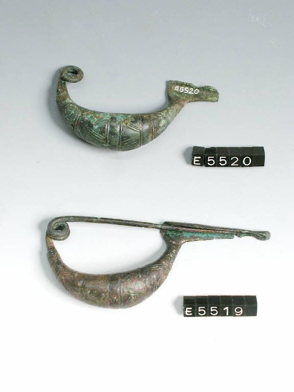 fibula a navicella - cultura di Golasecca (sec. VII a.C.)