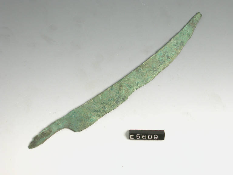 coltello a dorso ricurvo - cultura di Golasecca (secc. IX/ VIII a.C.)