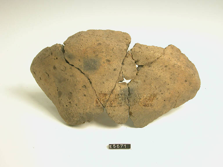 urna - cultura di Golasecca (secc. X/ IV a.C.)