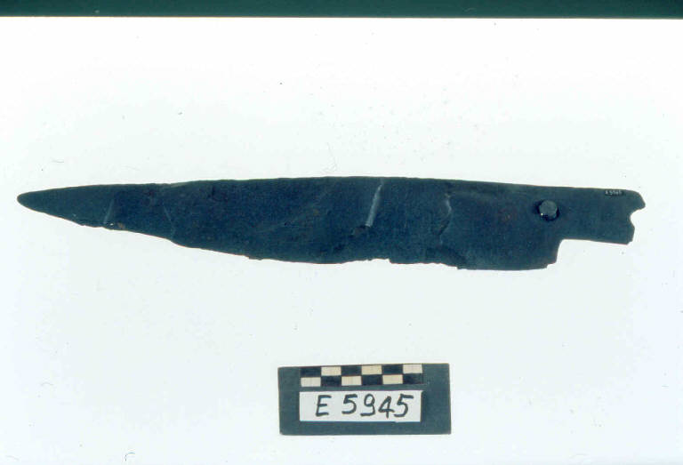 coltello a dorso diritto - cultura La Tène (secc. II/ I a.C.)