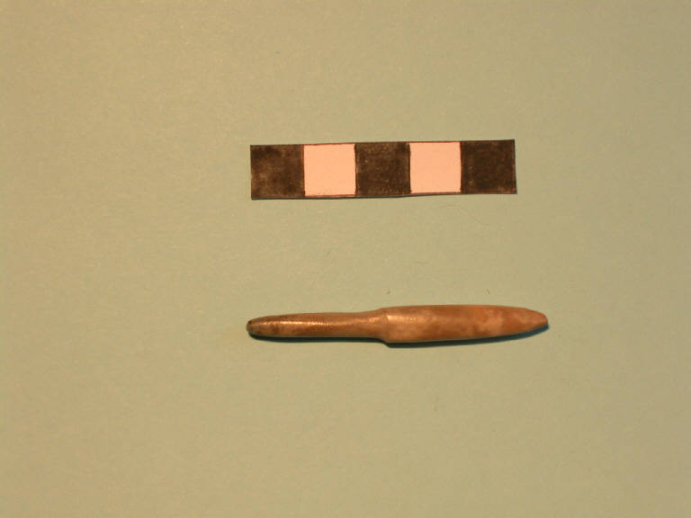 punta di freccia, tipo E (Pape) - cultura di Polada/palafitticolo-terramaricola (Bronzo antico II-medio I)