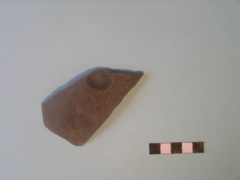 fondo ombelicato - cultura di Polada/palafitticolo-terramaricola (Bronzo antico II-medio I)