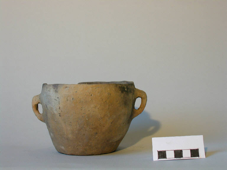 vaso troncoconico biansato - cultura di Polada (Bronzo antico II)