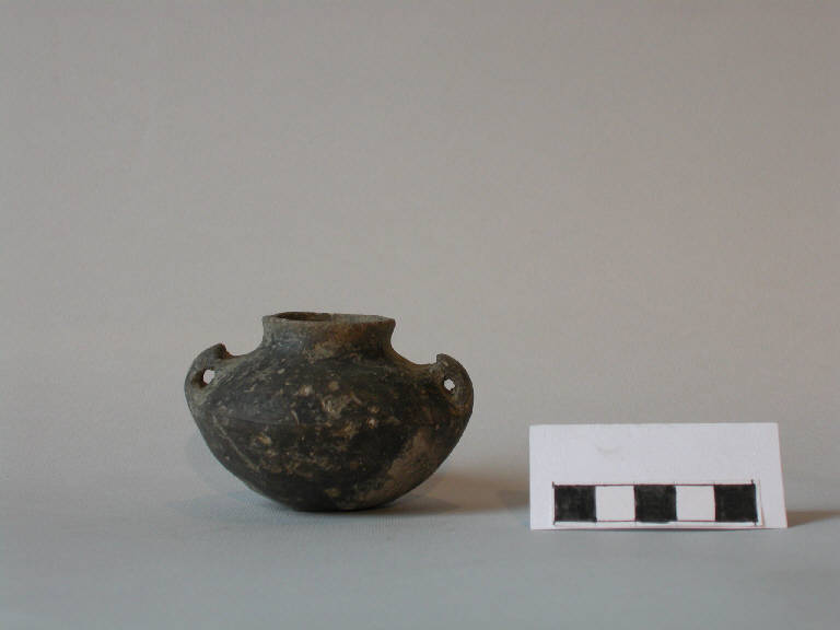 anforetta biconica - cultura di Polada (Bronzo antico II)