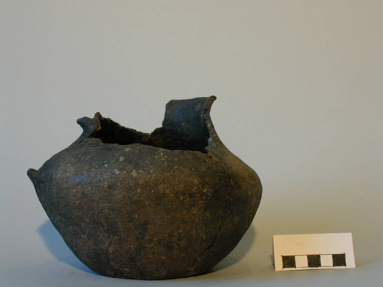 vaso biconico - cultura di Polada (Bronzo antico II)