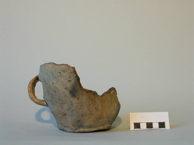 boccale troncoconico - cultura di Polada (Bronzo antico II-medio I)