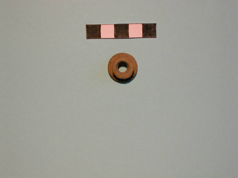 bottone (?) - cultura di Polada/palafitticolo-terramaricola (Bronzo antico II-medio I)