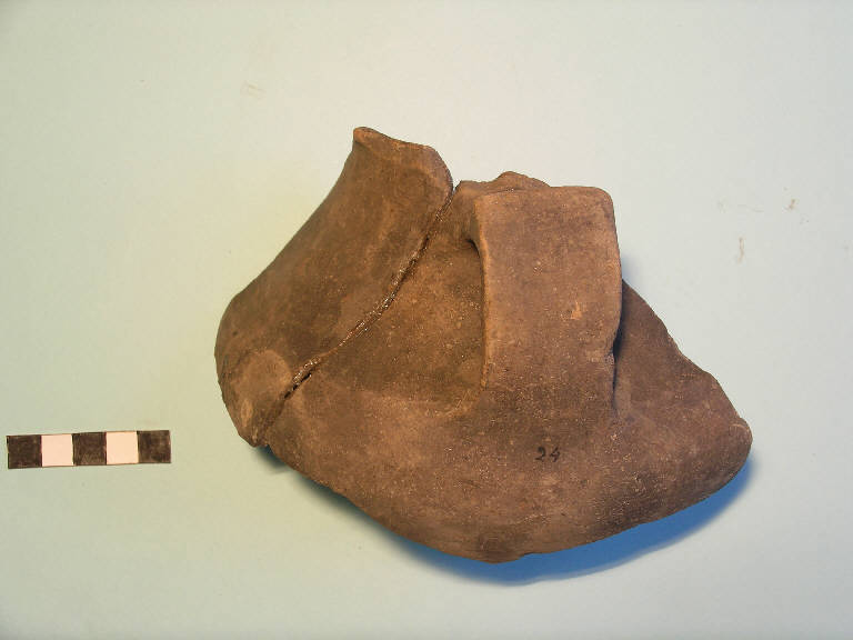 boccale carenato - cultura di Polada (Bronzo antico II)