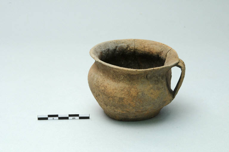 henkeldellenbechern, tipo 9A - periodo romano (fine sec. I d.C.)