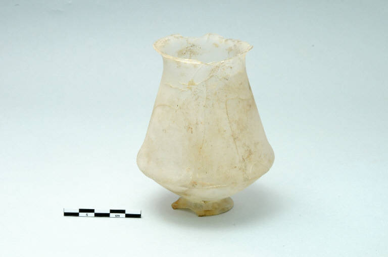 bicchiere carenato, Isings 36b - periodo romano (primo quarto sec. II d.C.)