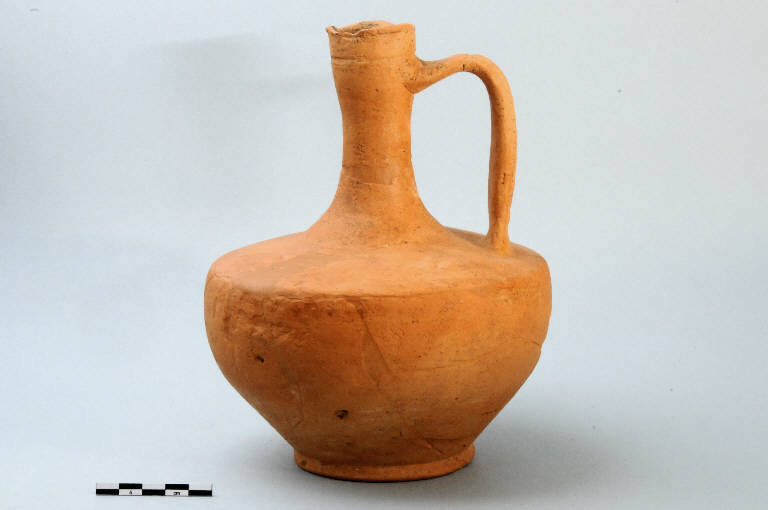 olpe piriforme - periodo romano (sec. I d.C.)