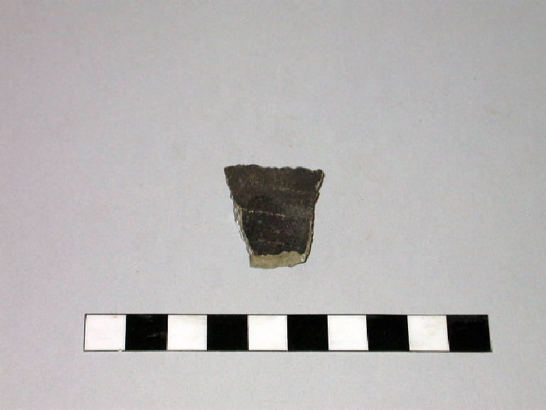 recipiente cilindrico - cultura (VI - VIII sec. d.C.)