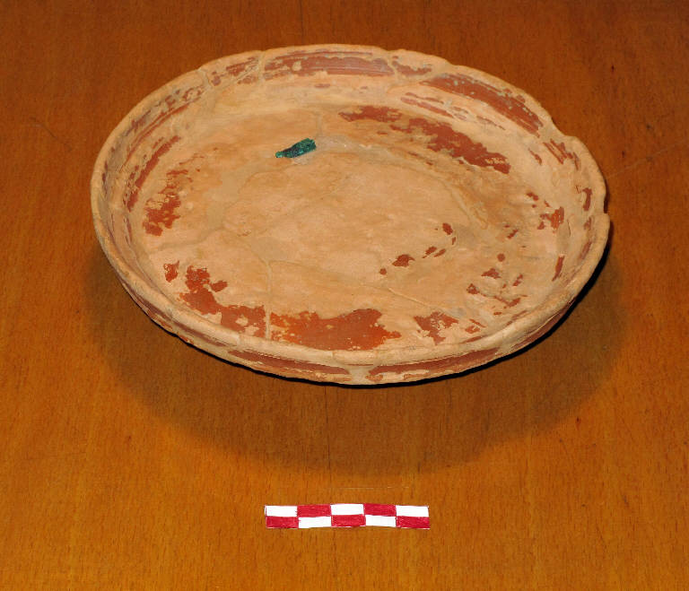 patera, Dragendorff 17 - prima età romana imperiale (prima metà sec. I d.C.)
