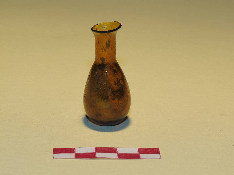 balsamario, Isings, tipo 8 - prima età romana imperiale (prima metà sec. I d.C.)