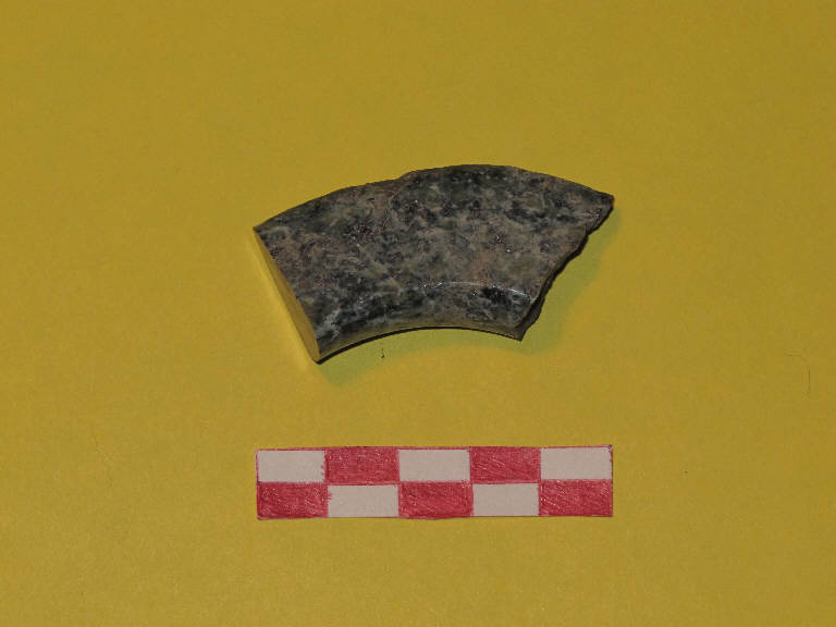 anello/frammento, Tanda, tipo A2 - Gruppo del Vhò - cultura di Fiorano (sec. XLIII a.C.)