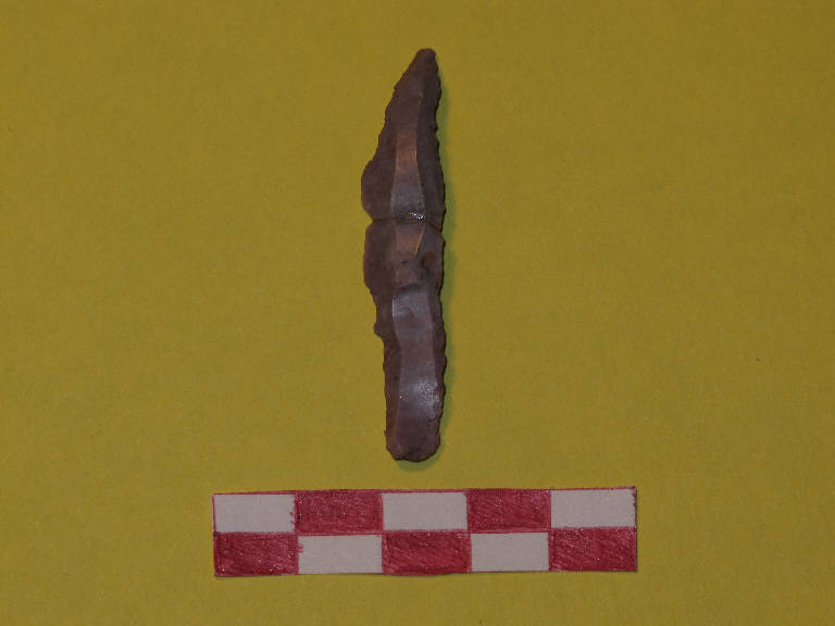 becco-raschiatoio - Gruppo del Vhò - cultura di Fiorano (sec. XLIII a.C.)