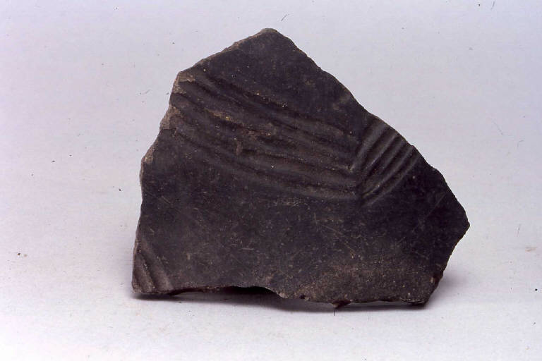 frammento di parete - Cultura di Polada (Bronzo Medio I)
