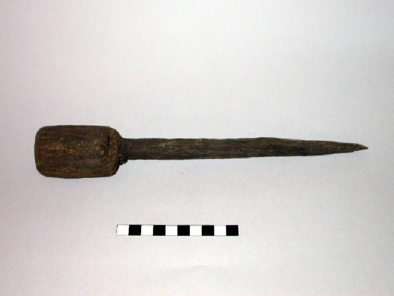 strumento in legno - Cultura di Polada (Bronzo Medio Recente)