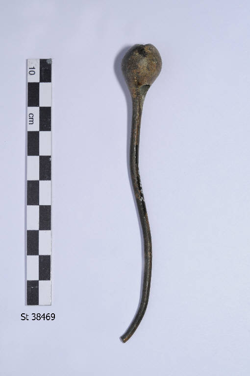 spillone a capocchia perforata (Bronzo Medio I)