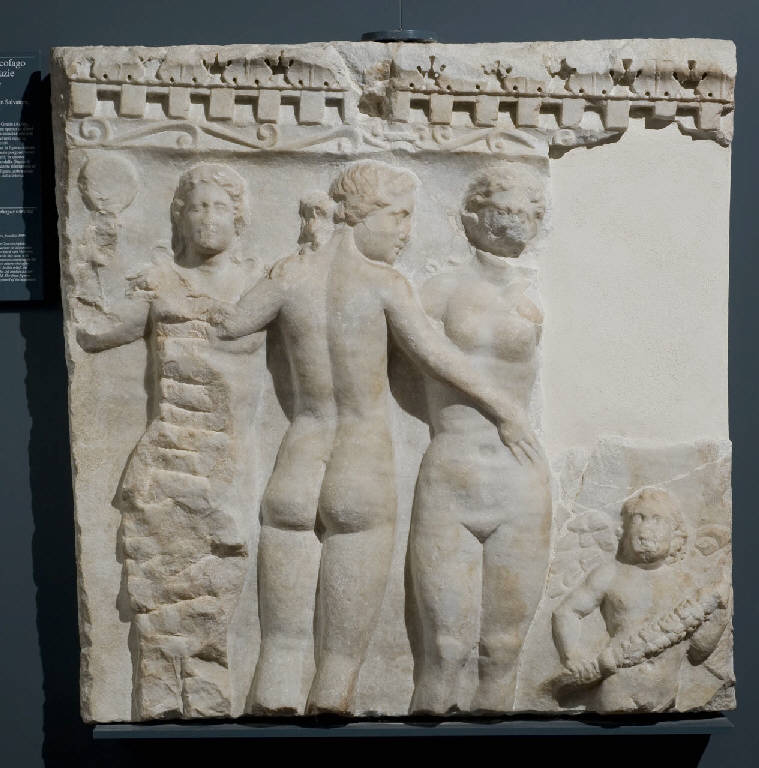 tre grazie (frammento di sarcofago) - produzione nord italica (fine/inizio secc. II/ III)