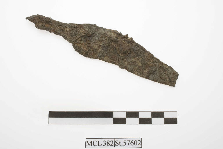 coltello - periodo tardo romano (sec. IV d.C.)