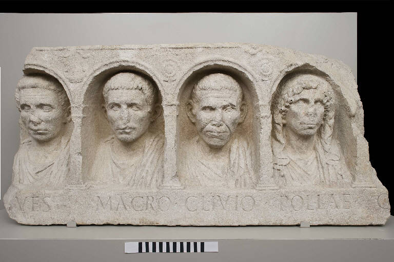 rilievo funerario - periodo romano (sec. I a.C.-I d.C.)