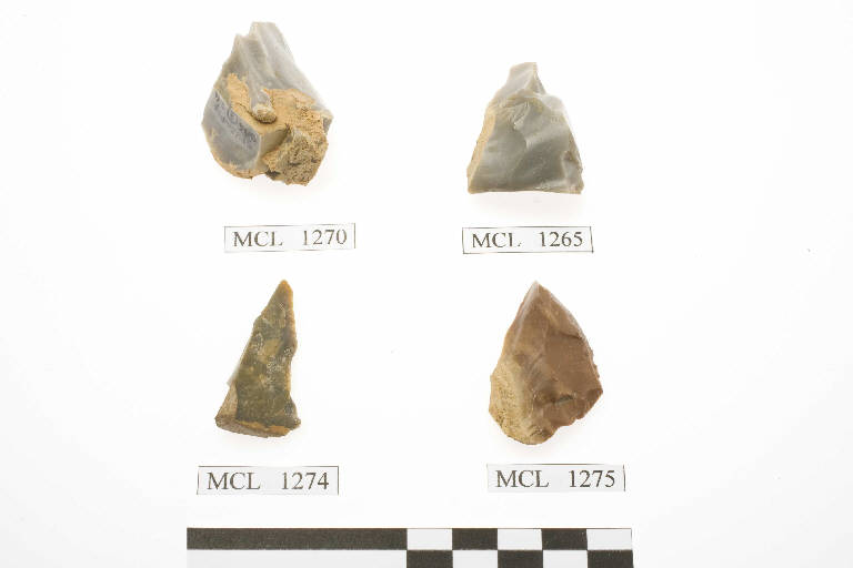 raschiatoio - Paleolitico Superiore/ industria aurignaciana (Paleolitico Superiore)